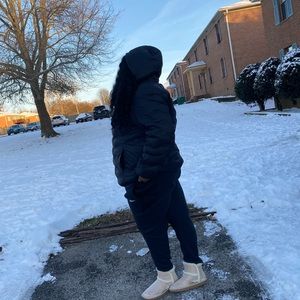 Meet your Posher, Adrianna